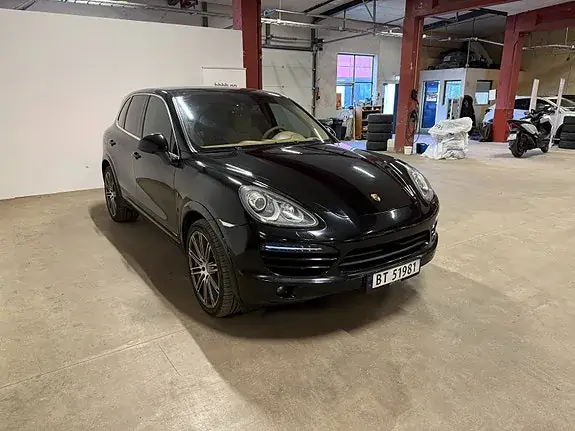 Porsche Cayenne 2011 photo 5