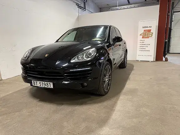 Porsche Cayenne 2011 photo 3