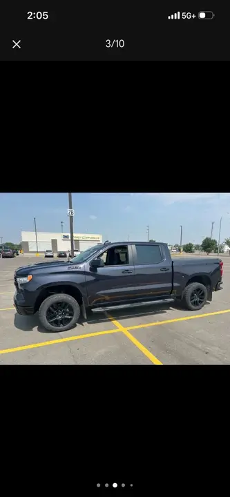 Chevrolet Silverado 2024 photo 2