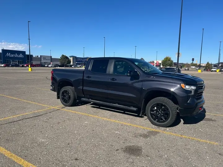 Chevrolet Silverado 2024 photo 4