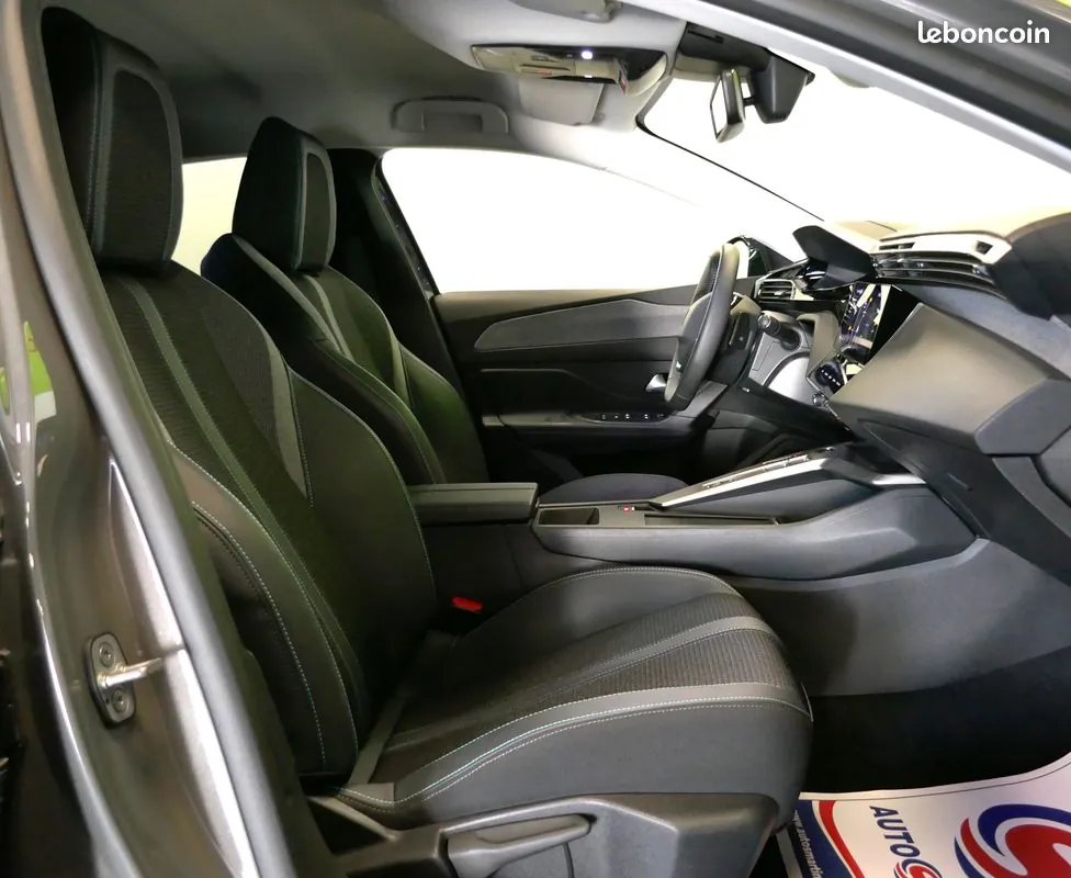Peugeot 308 2025 photo 3