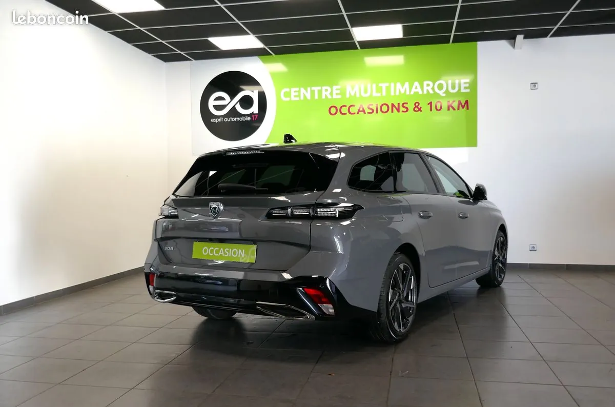 Peugeot 308 2025 photo 2