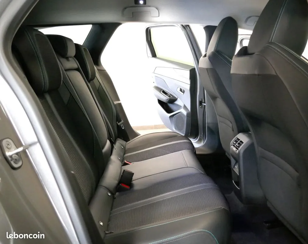 Peugeot 308 2025 photo 4