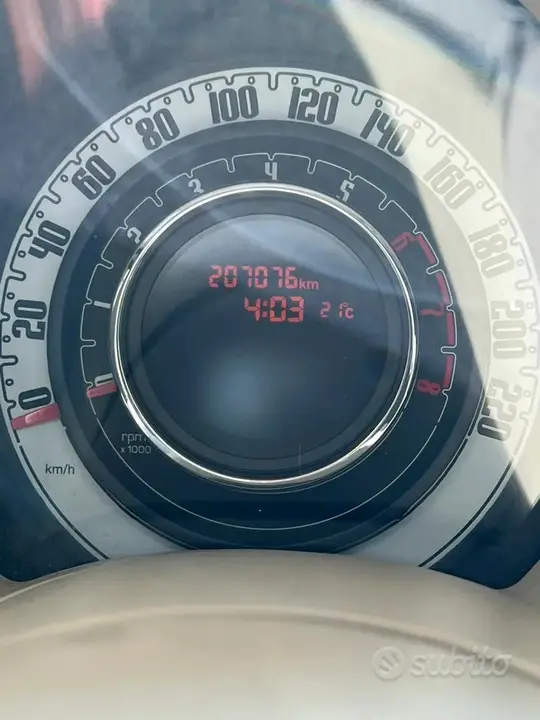 Fiat 500 2011 photo 4