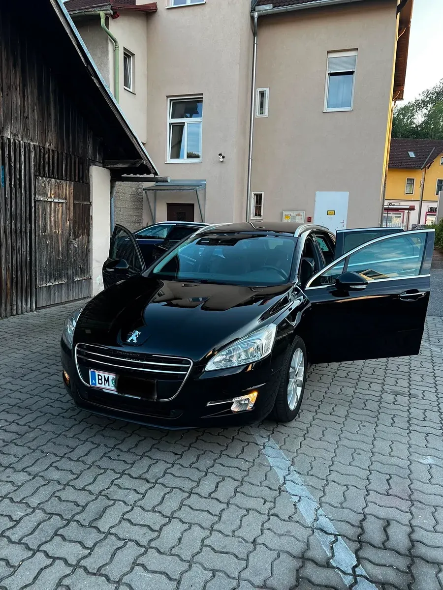 Peugeot 508 2011 photo 2