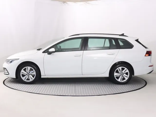 Volkswagen Golf Variant 2023 photo 2
