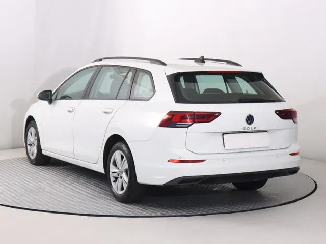 Volkswagen Golf Variant 2023 photo 3
