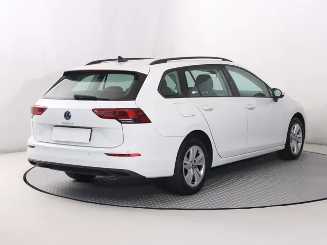 Volkswagen Golf Variant 2023 photo 4
