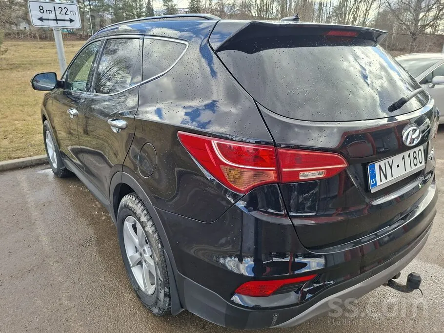 Hyundai Santa Fe 2015 photo 3