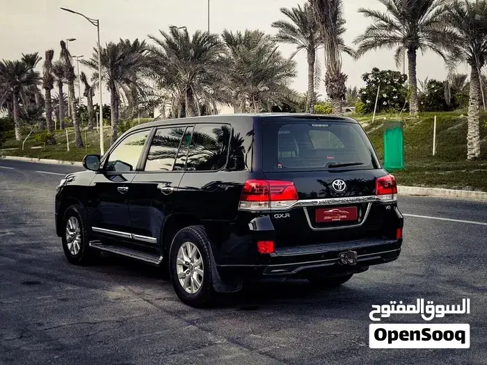 Toyota Land Cruiser 2017 photo 4