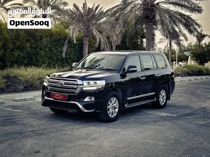 Toyota Land Cruiser 2017 photo 3
