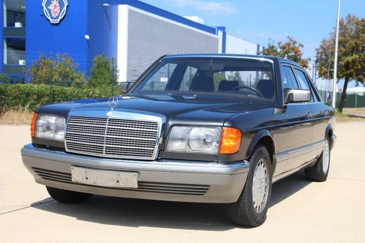 Mercedes-Benz 260 Se