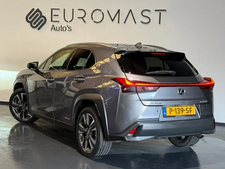 Lexus Ux 2021 photo 3