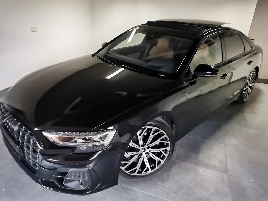 Audi A8 2025 photo 3