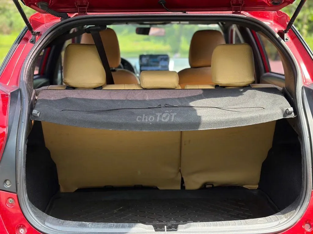 Toyota Yaris photo 5