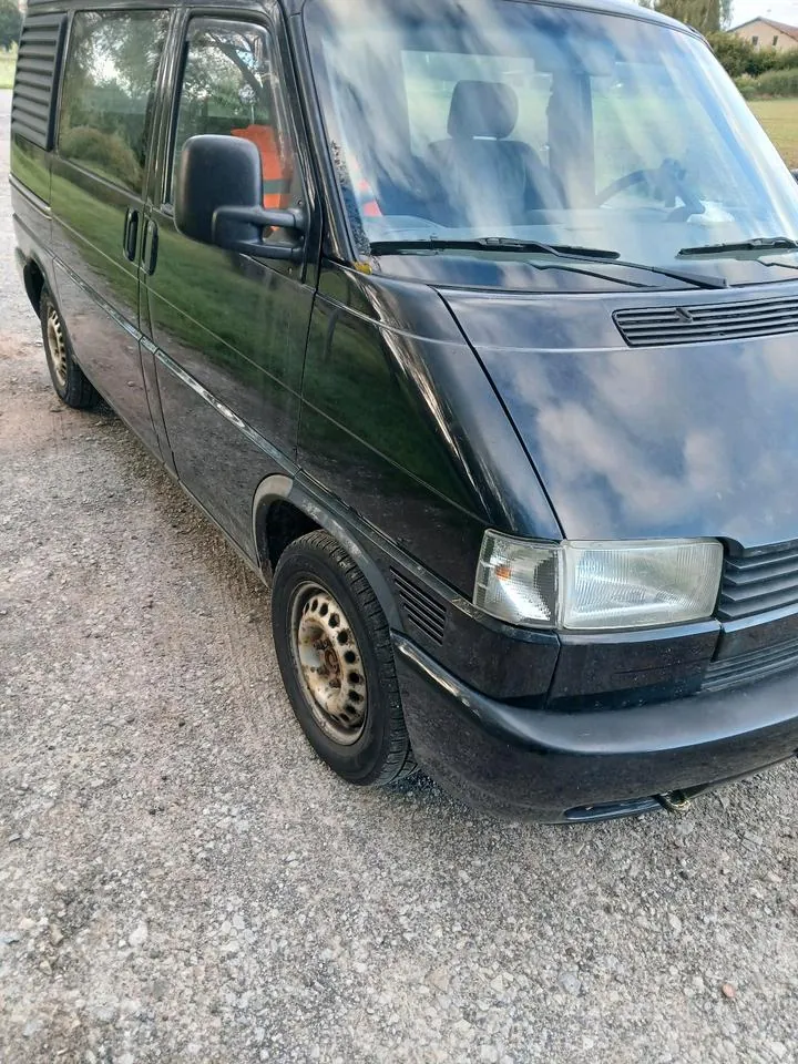 Volkswagen Bus Transporter Multivan