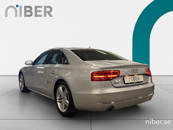 Audi A8 2011 photo 5
