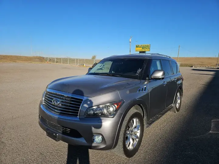 Infiniti Qx56