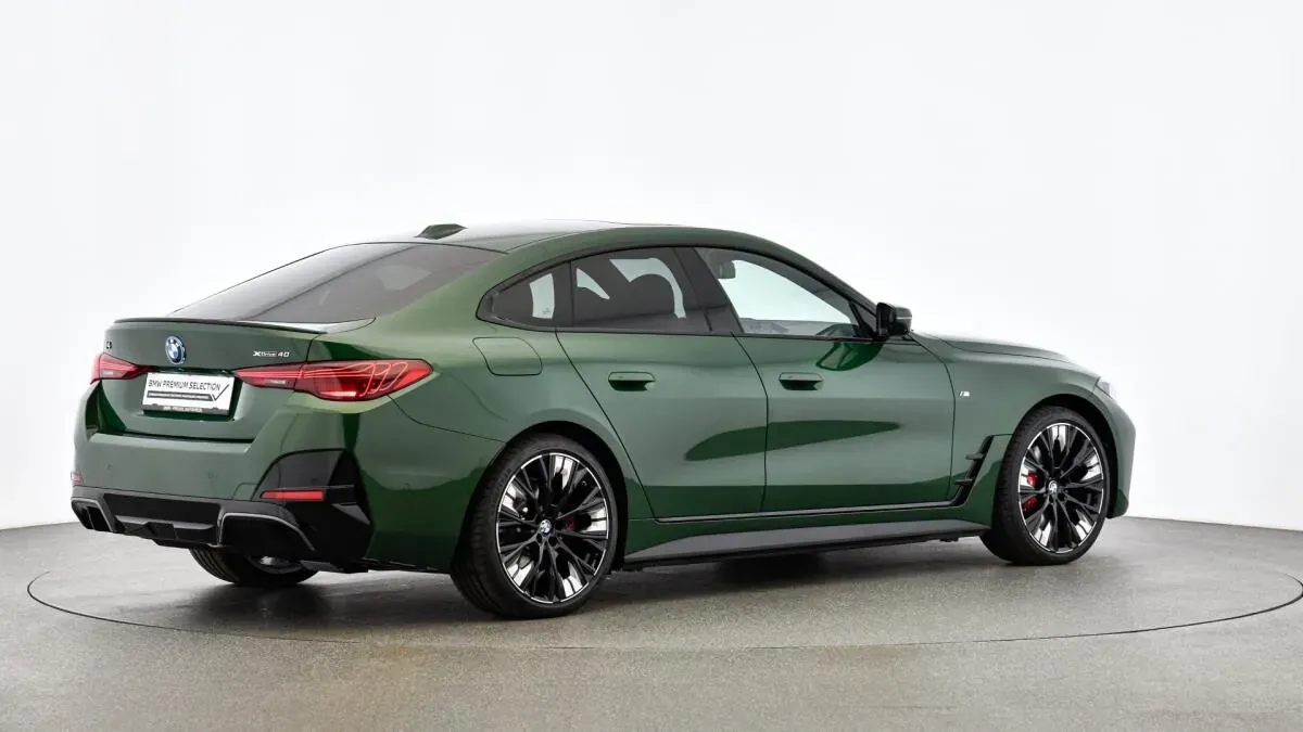 BMW I4 2024 photo 5