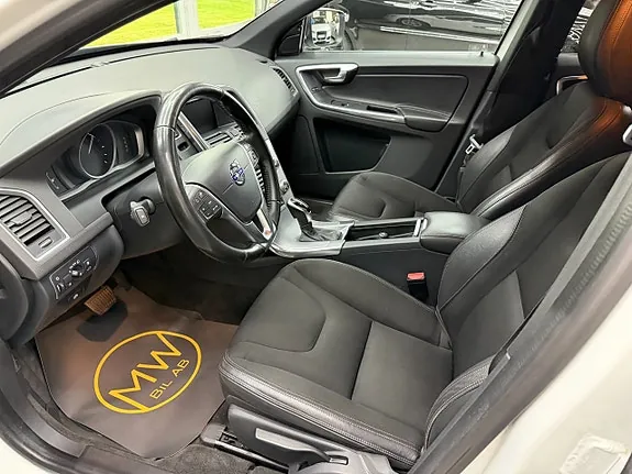 Volvo Xc60 2017 photo 5
