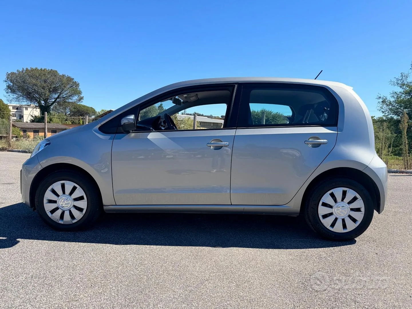 Volkswagen Up 2018 photo 5