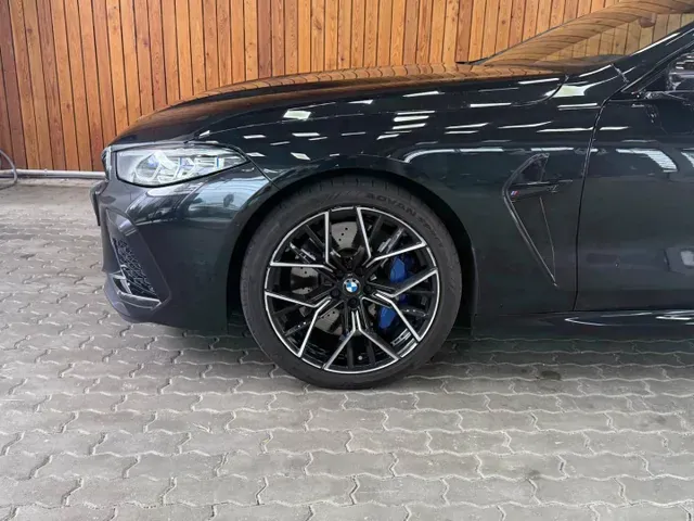 BMW M8 2021 photo 2
