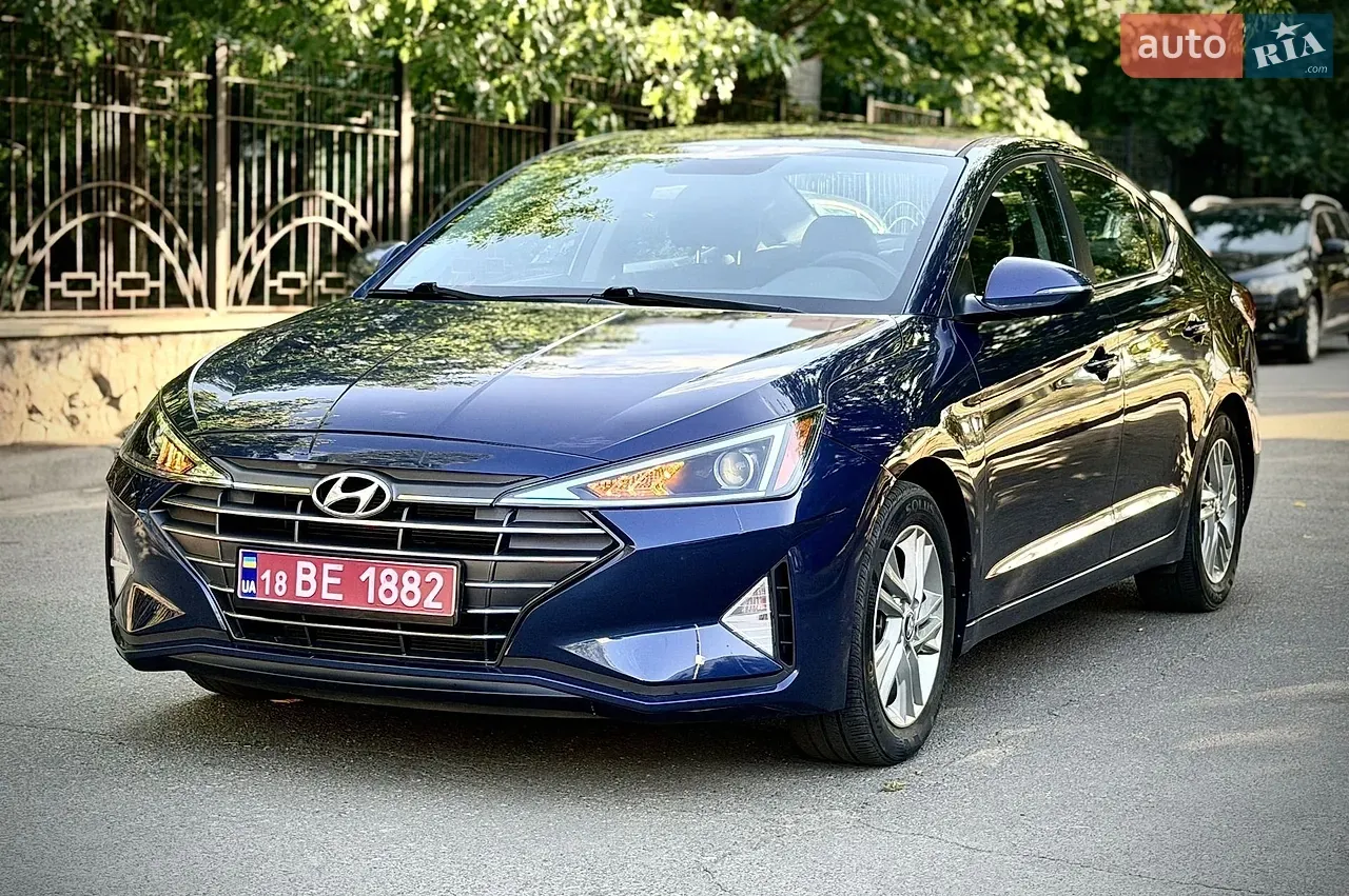 Hyundai Elantra