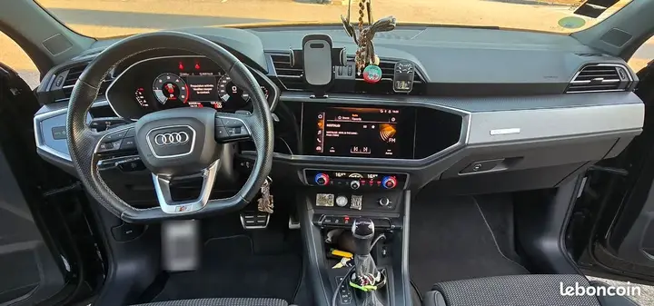 Audi Q3 2021 photo 3