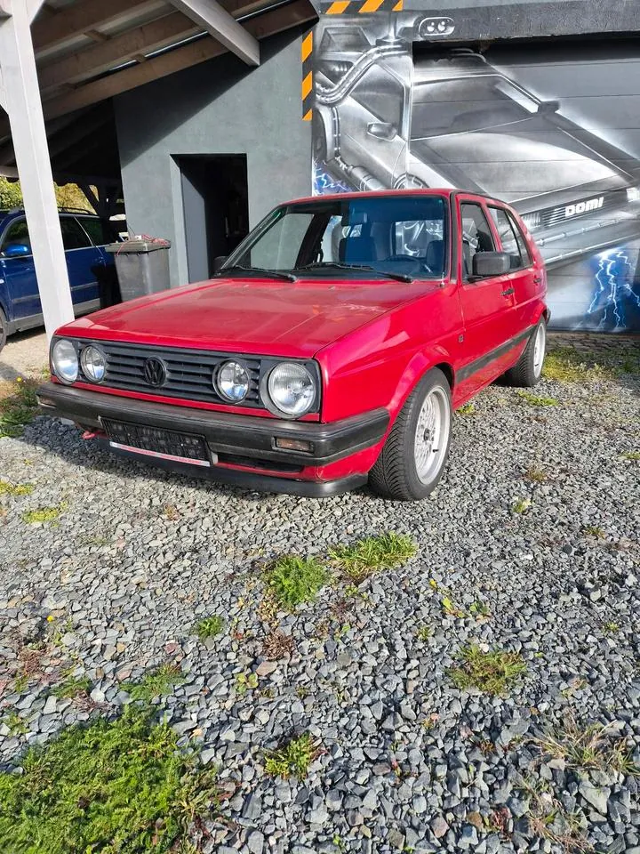 Volkswagen Golf 2