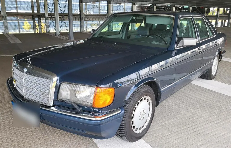 Mercedes-Benz W126