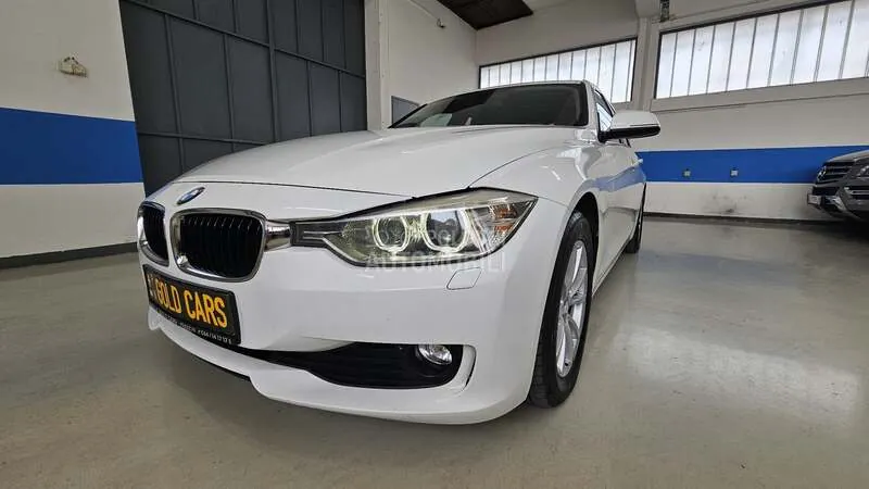 BMW 318 2012 photo 2