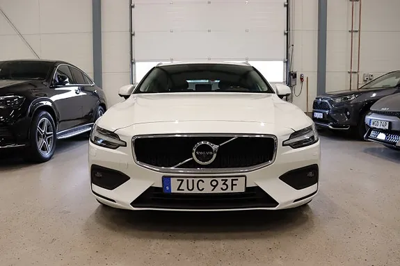 Volvo V60 2020 photo 2