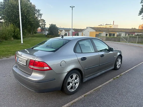Saab 9-3 2004 photo 3