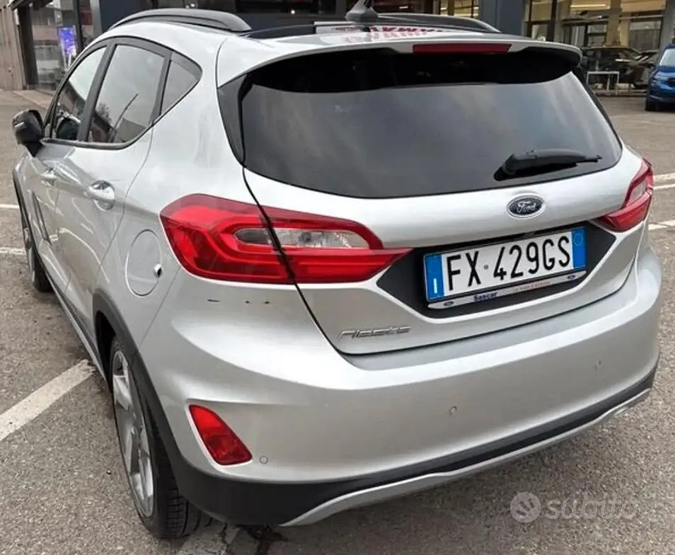 Ford Fiesta 2019 photo 2