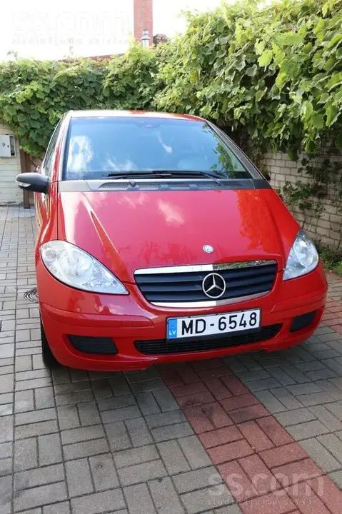 Mercedes-Benz A 180