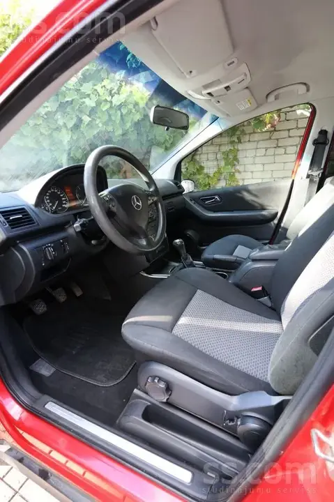 Mercedes-Benz A 180 2005 photo 5