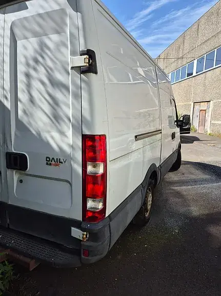 Iveco Daily 2010 photo 3