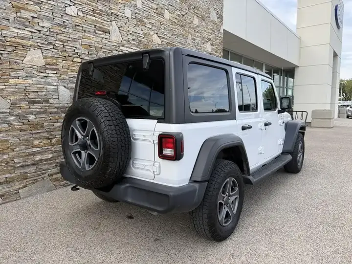 Jeep Wrangler 2019 photo 3