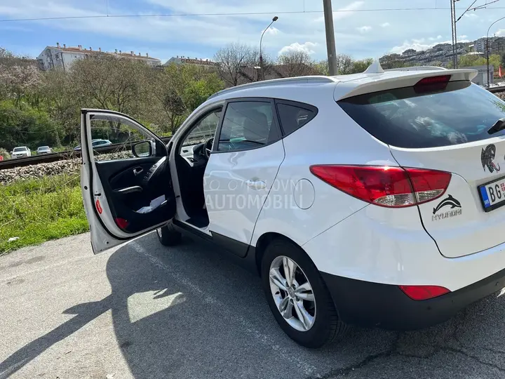 Hyundai Ix35 2012 photo 3