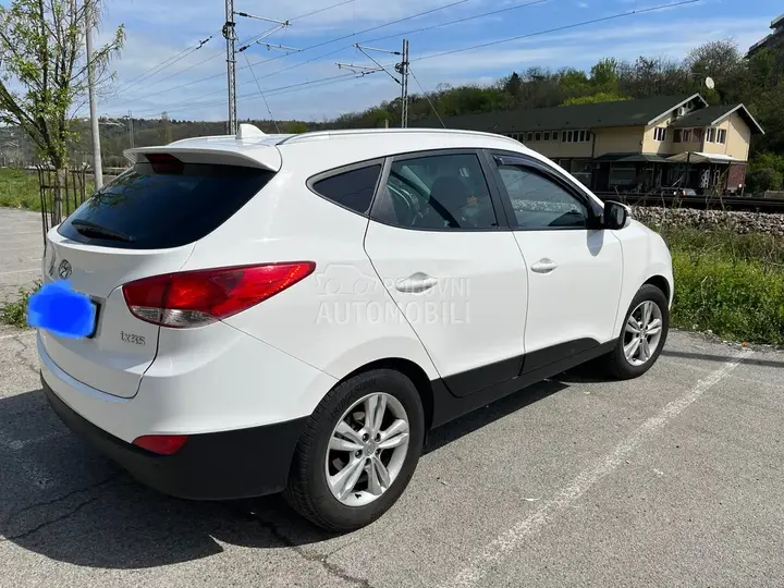 Hyundai Ix35 2012 photo 5