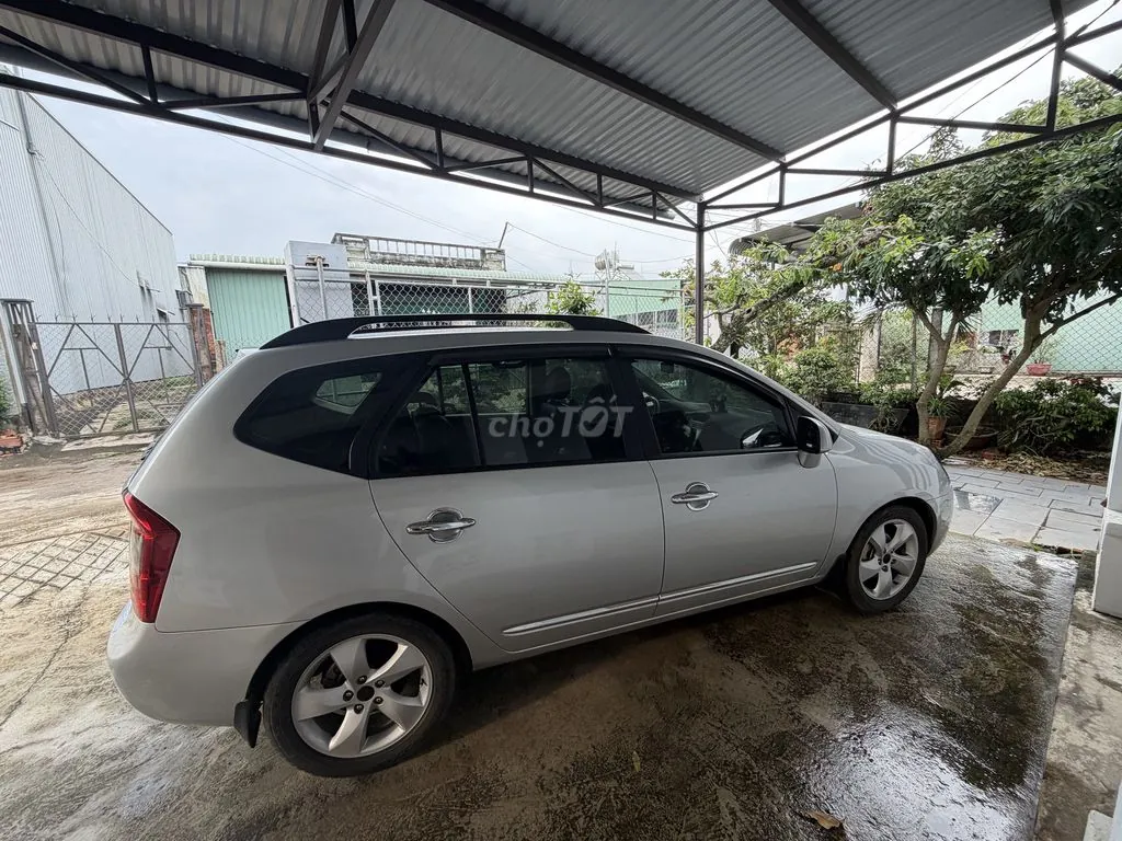 Kia Carens 2009 photo 5
