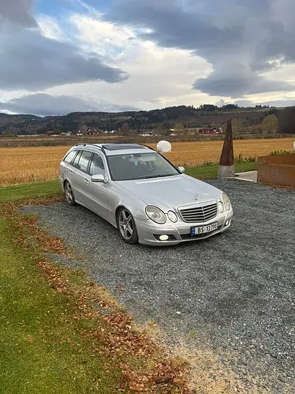 Mercedes-Benz E 220 D 2009 photo 2