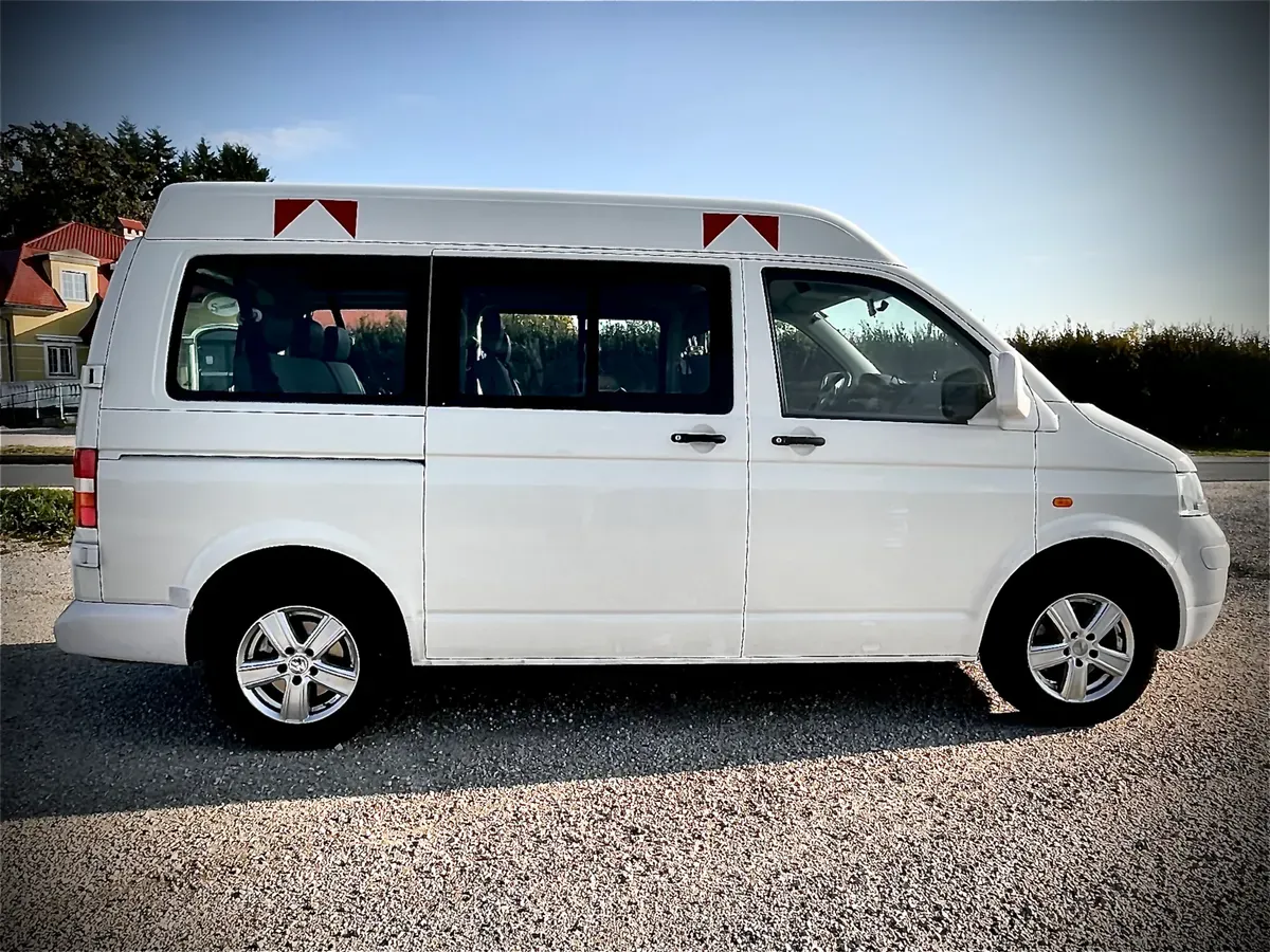 Volkswagen T5 2007 photo 3
