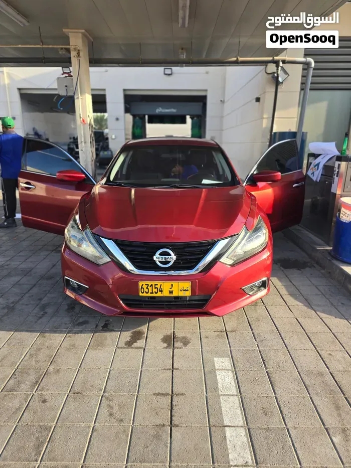 Nissan Altima 2017 photo 2