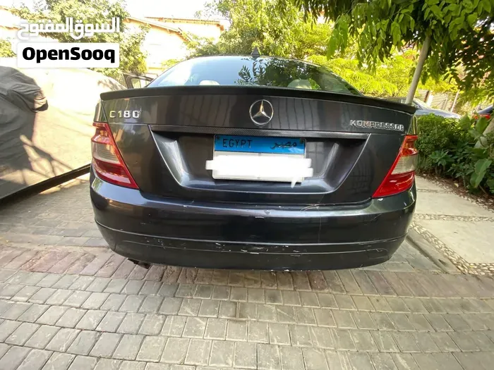 Mercedes-Benz C-Class 2010 photo 2