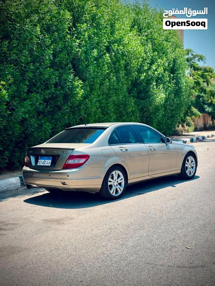 Mercedes-Benz C-Class 2010 photo 5