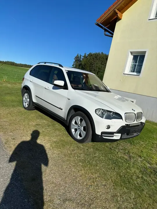BMW X5 2008 photo 2