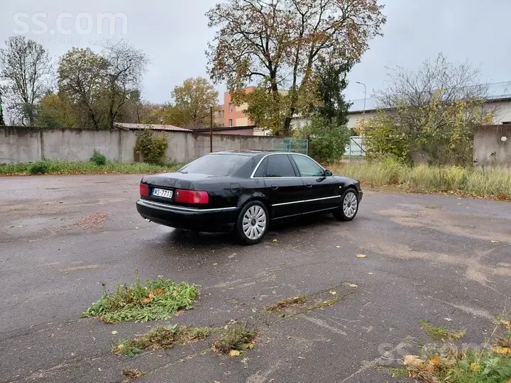 Audi A8 2000 photo 2