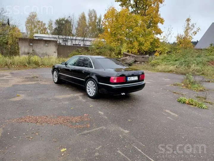 Audi A8