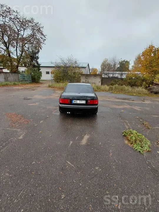 Audi A8 2000 photo 4